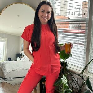 XS Uniform advantage scrubs